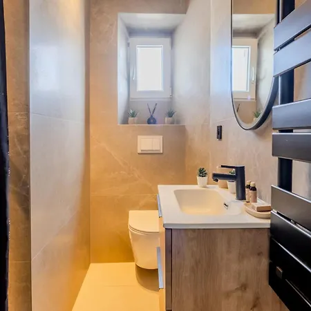 Apartment Bein Azur Premier Plan - Palais&croisette à 5 Min à Pied, King Size, Clim X2